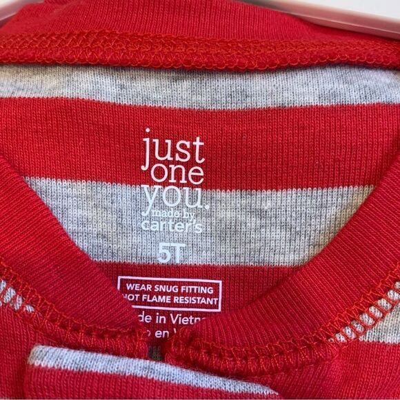 Children’s Size 5T Pair of Holiday Footed Pajamas - Picture 5 of 7